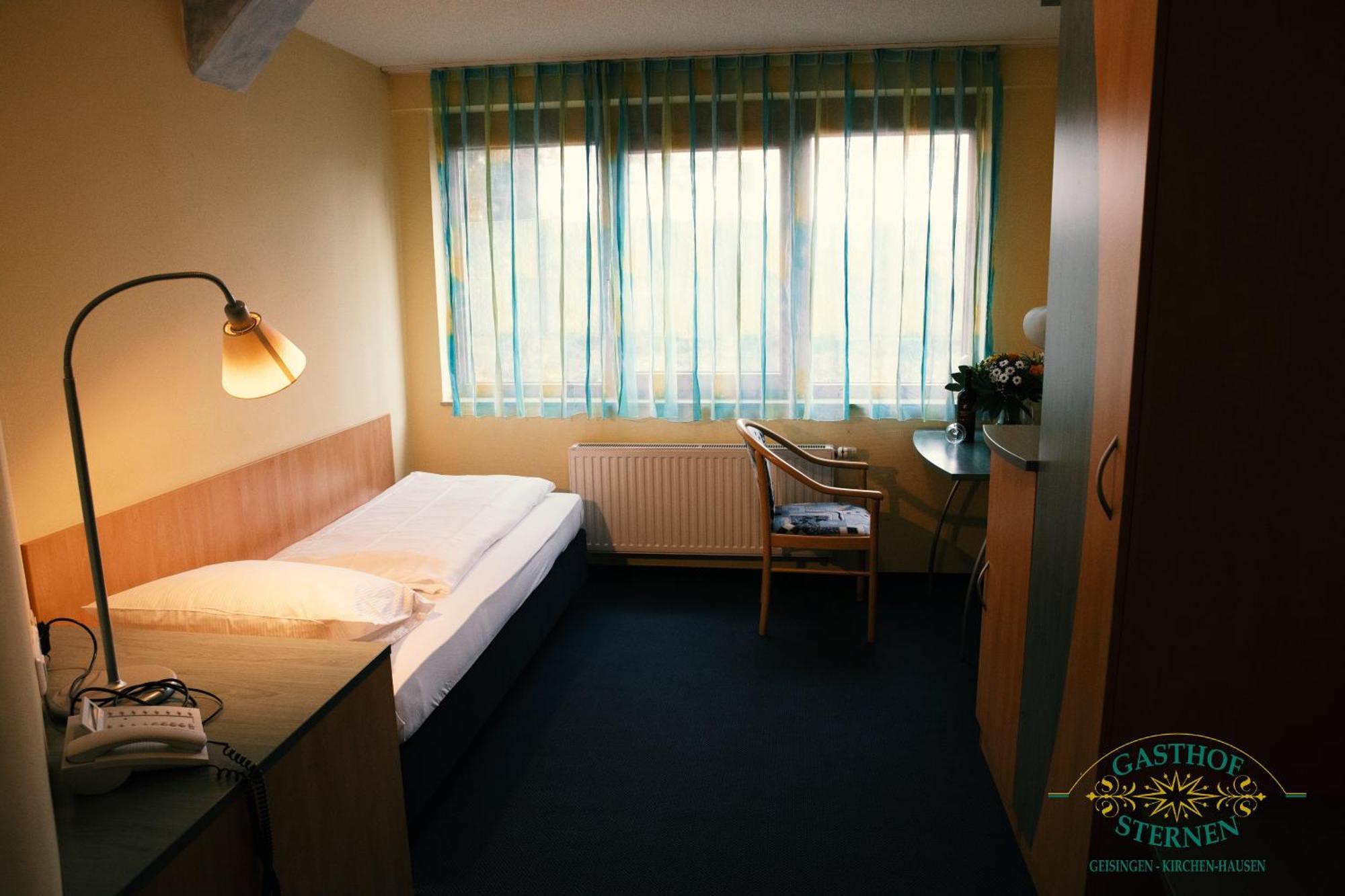 Hotel Gasthof Sternen Гайзинген Экстерьер фото