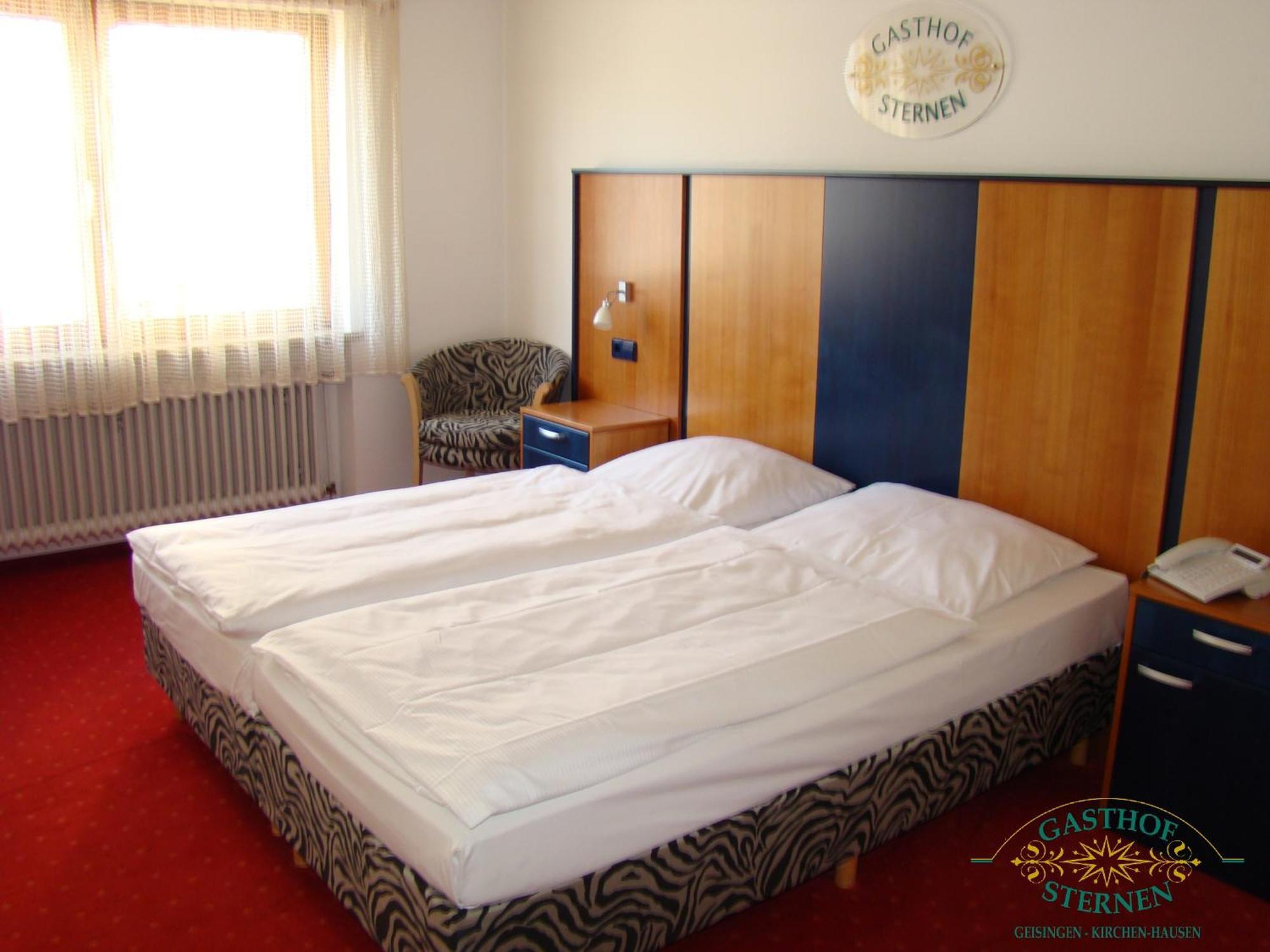 Hotel Gasthof Sternen Гайзинген Экстерьер фото