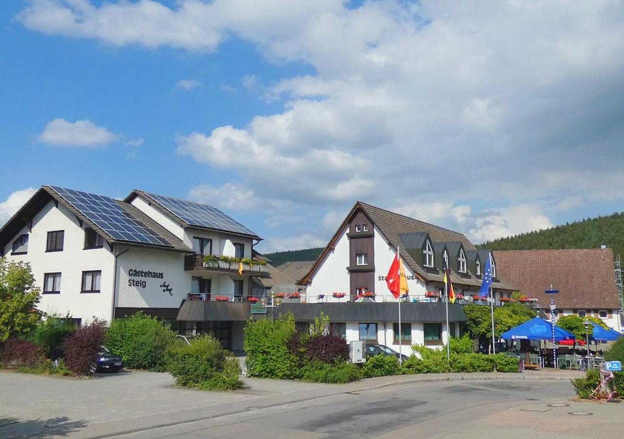 Hotel Gasthof Sternen Гайзинген Экстерьер фото